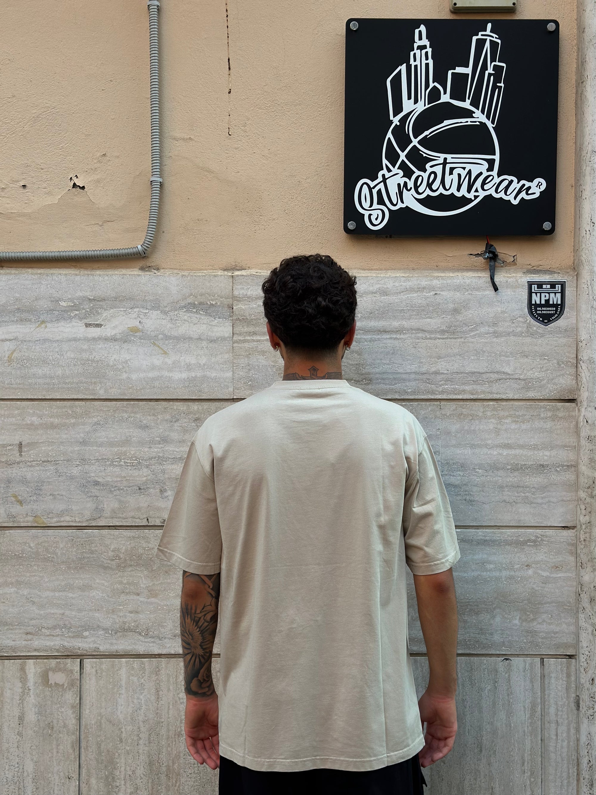 T-shirt Premium Over Beige