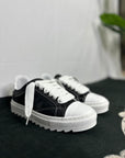 SNEAKERS STREETWEAR NERA E BIANCA IN PELLE