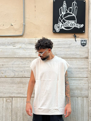 Canotta Over Beige