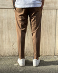 Pantalone liscio marrone