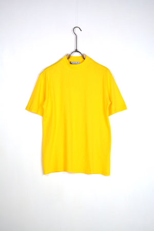 T-shirt colletto basic gialla