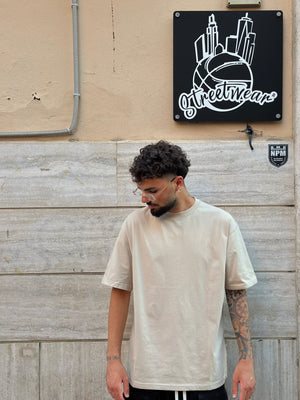 T-shirt Premium Over Beige
